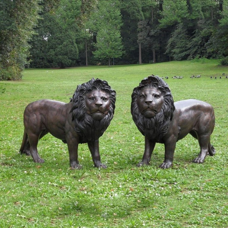 Hand Carved Bronze Large Outdoor Lion Statues Seventreesculpture